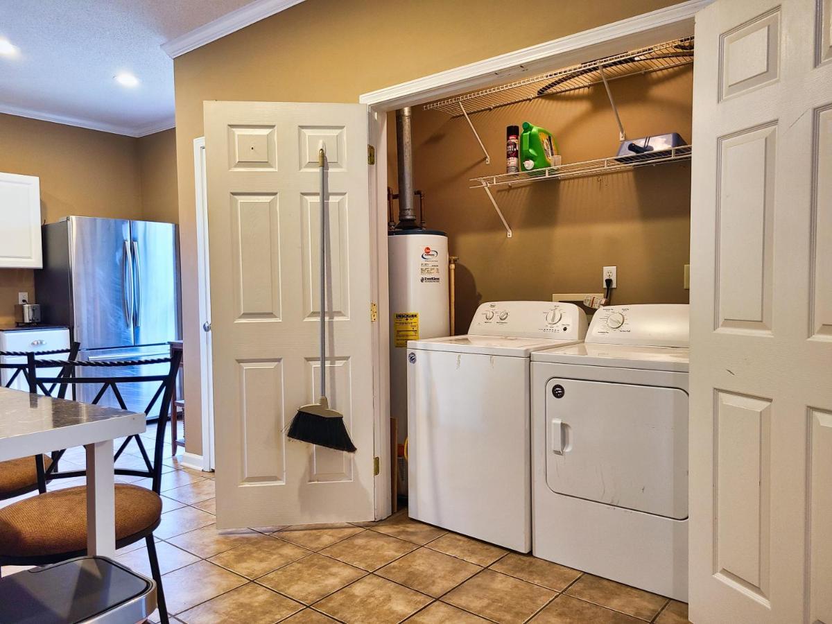 Вилла Cozy House Near Ole Miss & M-Trade! Оксфорд Экстерьер фото