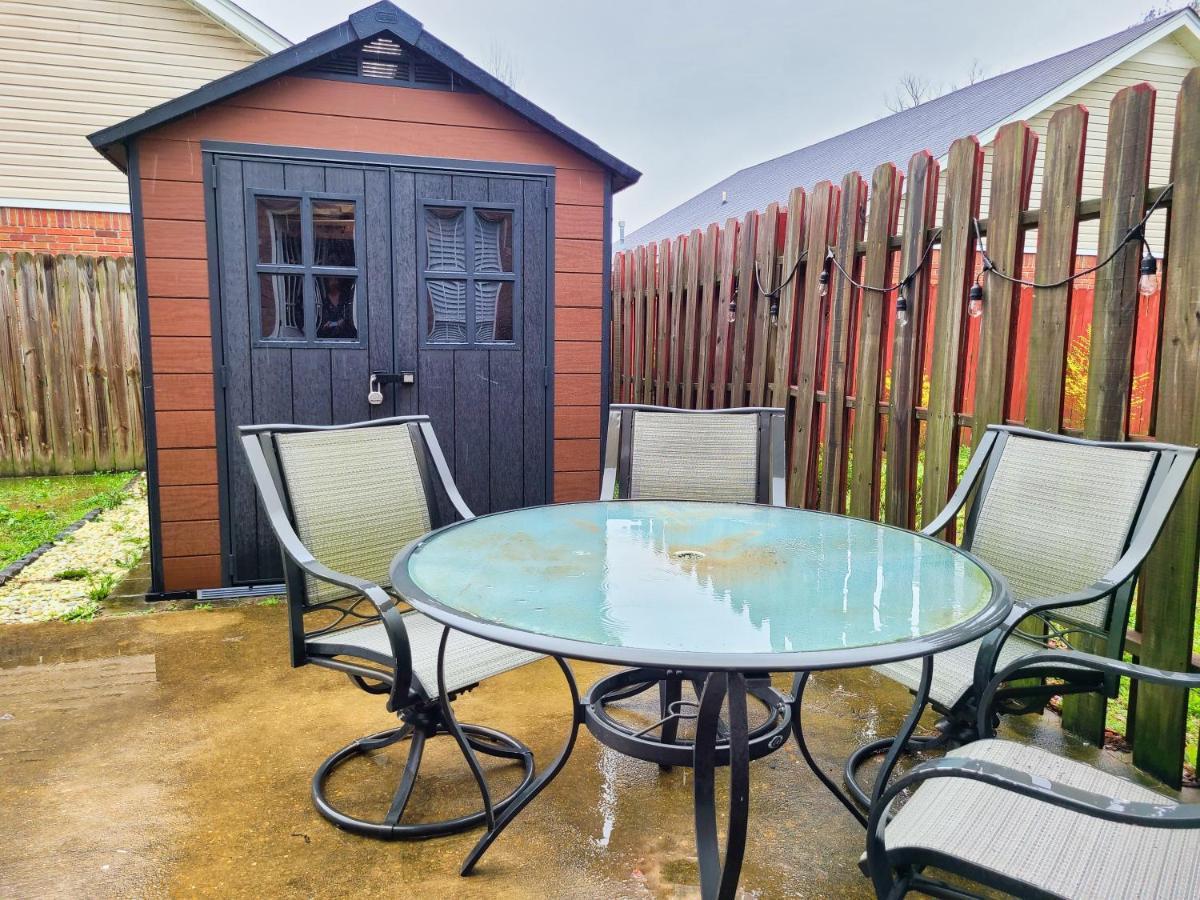 Вилла Cozy House Near Ole Miss & M-Trade! Оксфорд Экстерьер фото